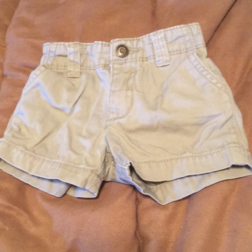 Khaki shorts